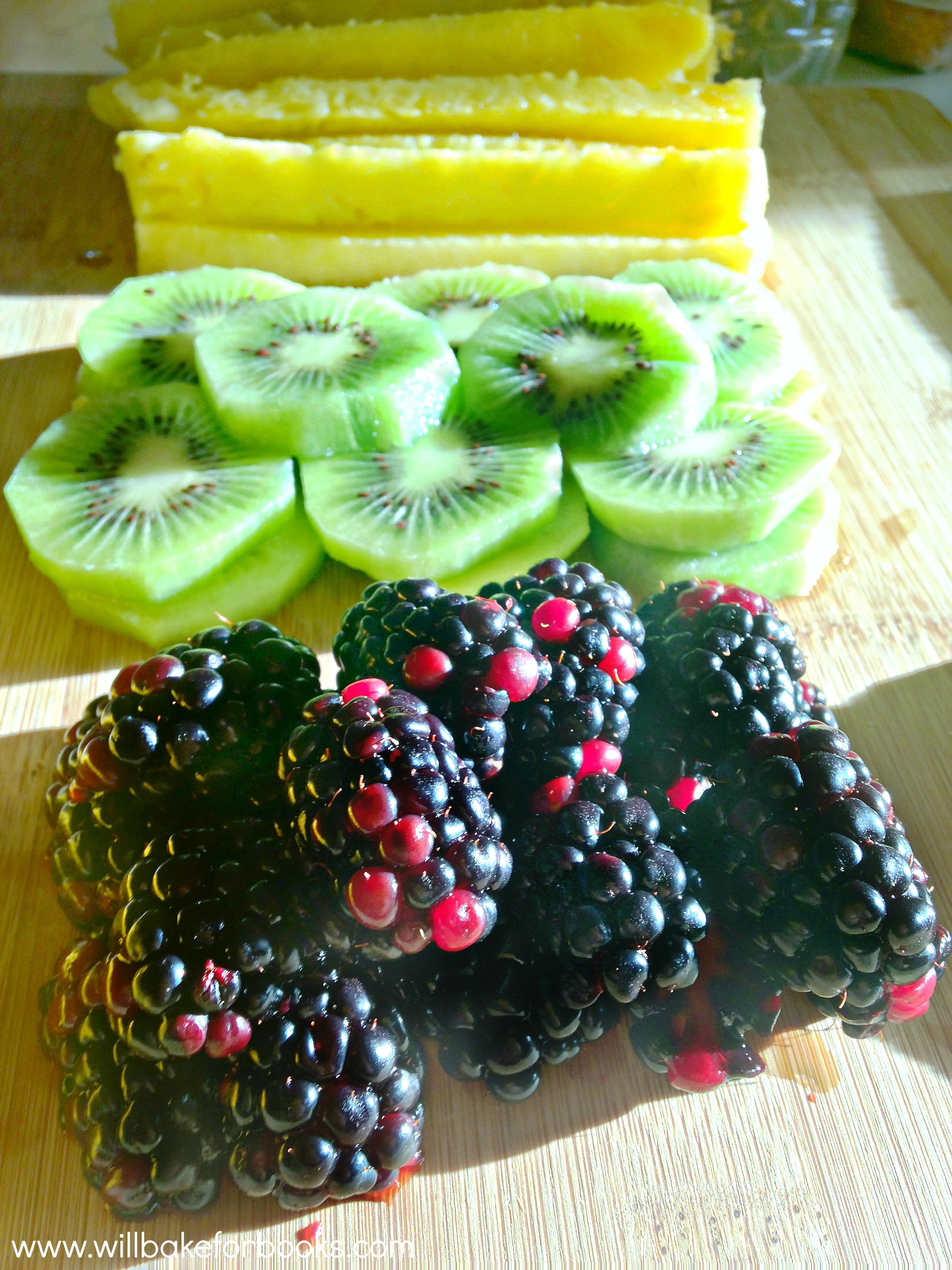 Fruit Sushi on willbakeforbooks.com